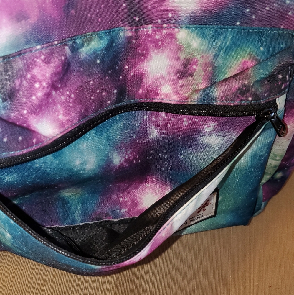 Used backpack - Picture 2 of 5